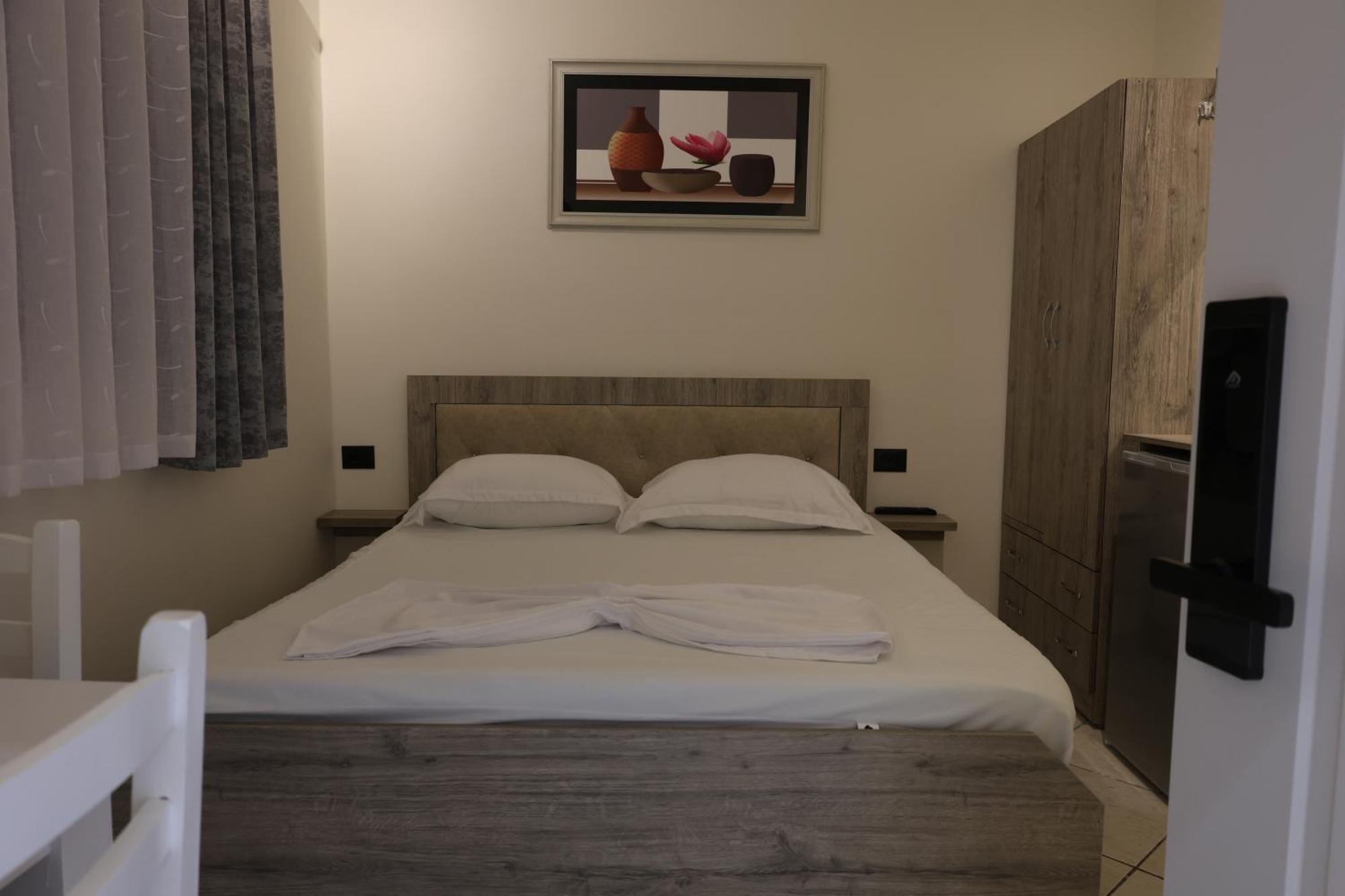 Vila Eljus Durres Exterior photo