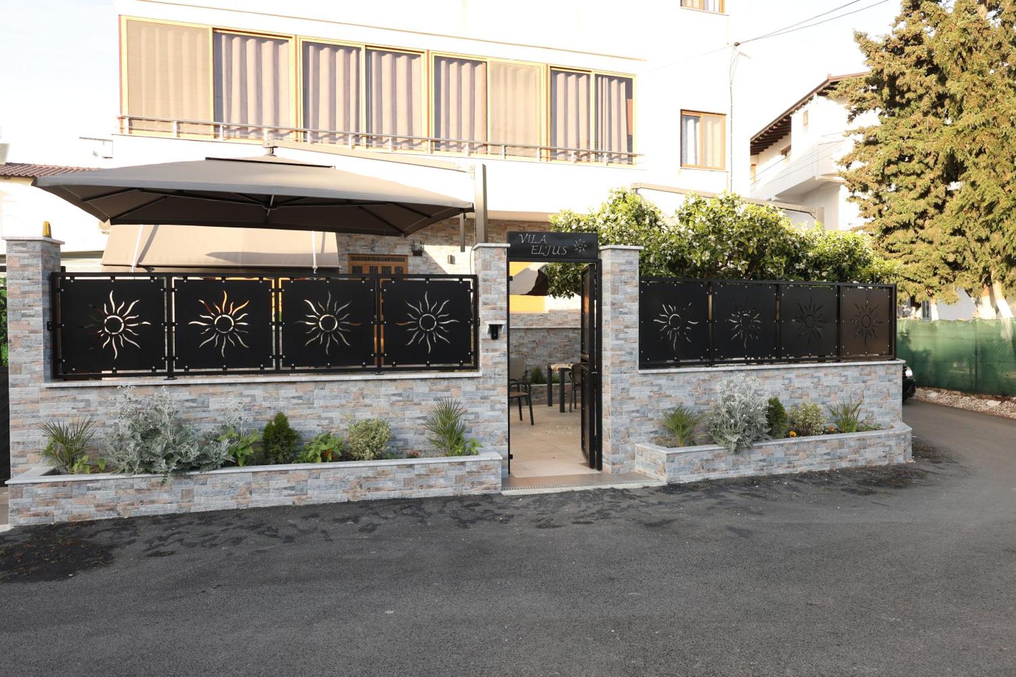 Vila Eljus Durres Exterior photo